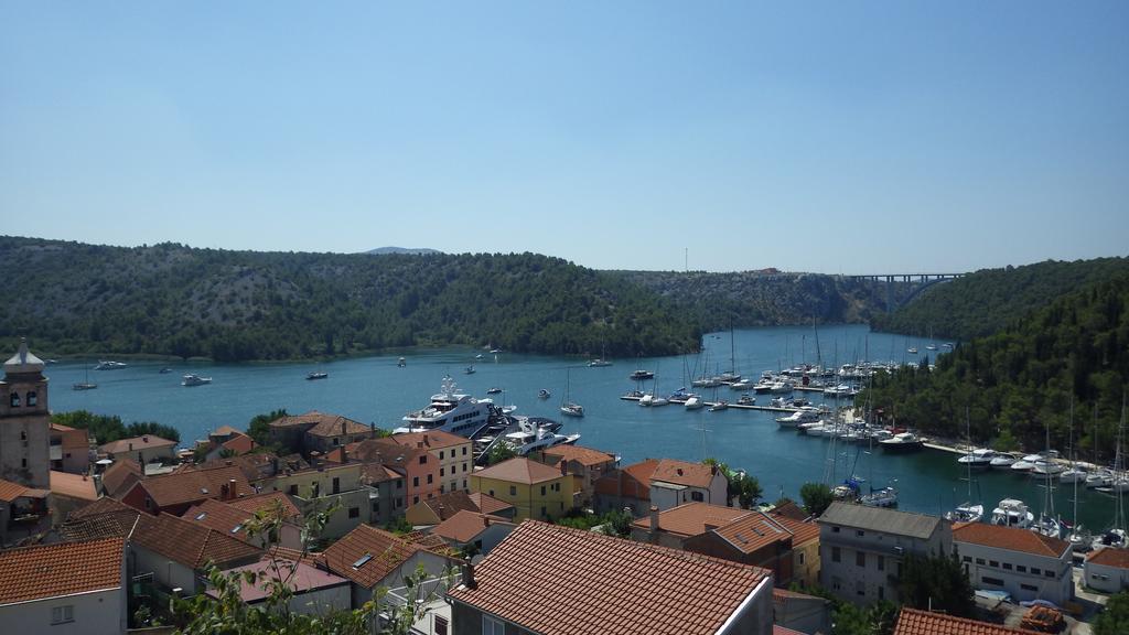 Apartments Andela Skradin Exterior photo